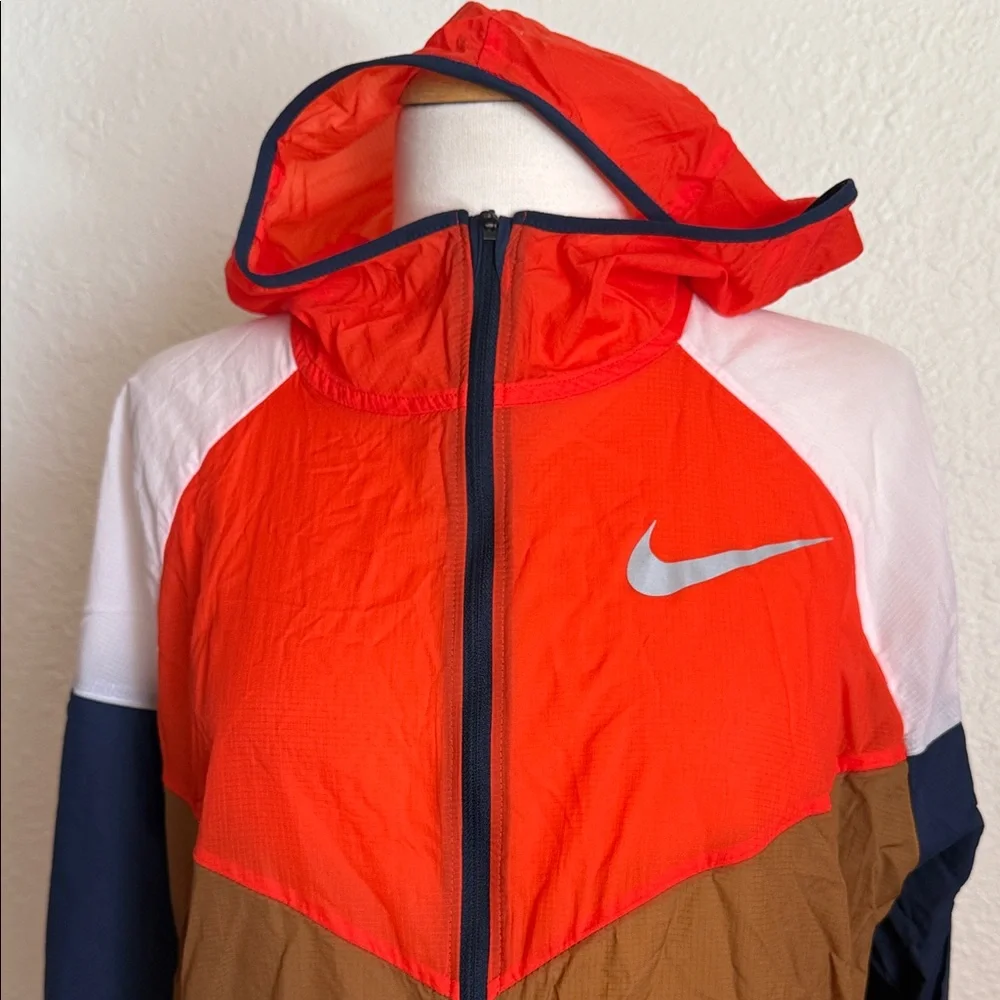 Nike Windrunner Jacket - Picture 2 of 10